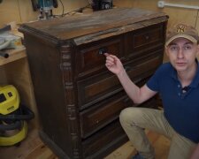 Ein Mann reparierte eigenhändig eine alte Kommode: Sie wurde zu einem Kunstwerk