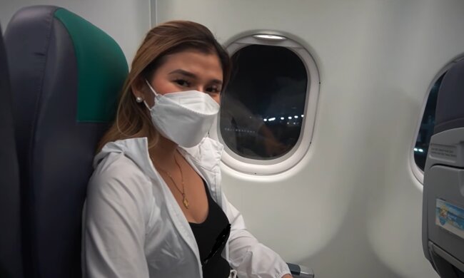 Solch eine stressige Situation ist vielen Passagieren bekannt. Quelle: Screenshot YouTube