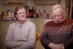 „Ohne Haus, aber glücklich: Wie ein Rentnerpaar das Leben meistert“