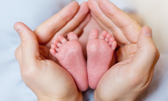 Ein 400 g schwerer Junge überlebte entgegen den Prognosen der Ärzte: Wie er jetzt aussieht