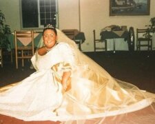 Das Leben dieser Frau hat sich dank eines Hochzeitskleides verändert