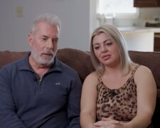 Sugar Daddy heiratet seine 31-jährige Blondine. Quelle: Youtube