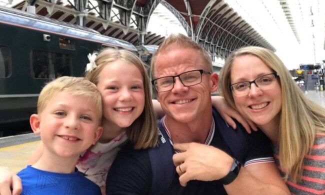 Erstaunliche Verwandlung: Für seine Frau und seine Kinder verlor ein Mann 50 kg und gewann bei Bodybuilding-Wettbewerben