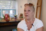 „Ich habe keinen ruhigen Lebensabend“: 62-Jährige kämpft mit zwei Jobs gegen die Armut