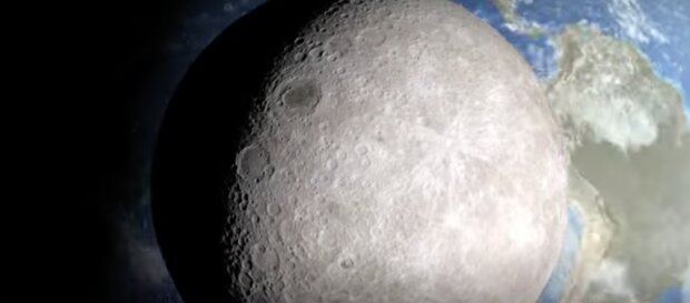 Erde und Mond. Quelle: Screenshot YouTube