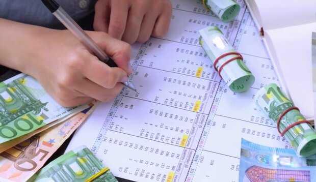 4.000 Euro netto für Familien notwendig. Quelle: Youtube Screenshot