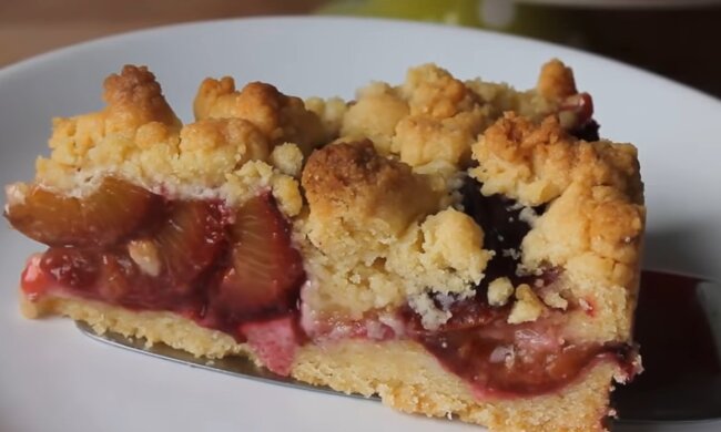 Pflaumenkuchen. Quelle: Youtube Screenshot