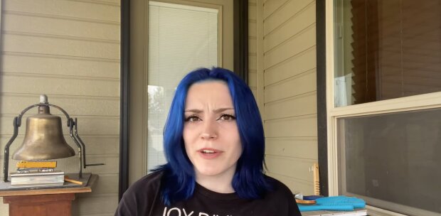 Wenn das Leben aufgezwungen wird: Eine 24-Jährige verweigert Erwartungen. Quelle: Youtube Screenshot