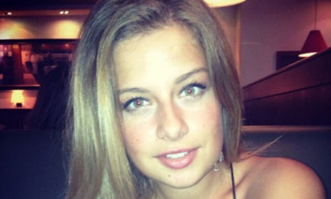 Die junge Frau nahm speziell 25 kg zu, um ein Plus Size Model zu werden