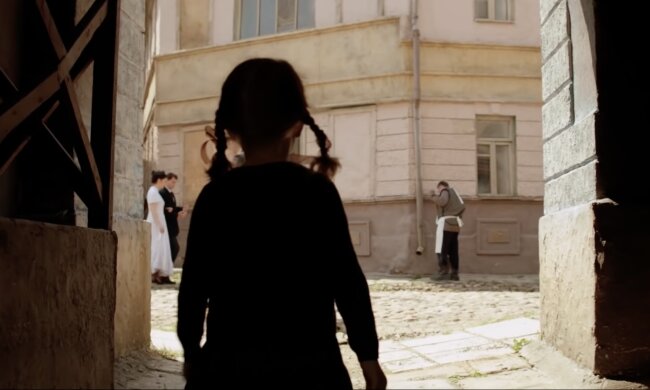 Mädchen. Quelle: Screenshot YouTube