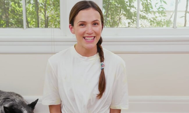 Catherine Brewster. Quelle: YouTube Screenshot