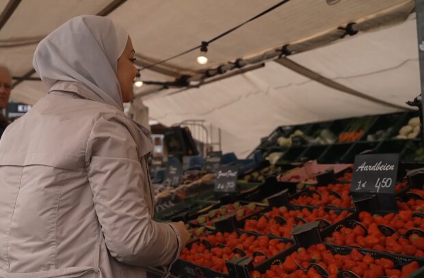 „Mein Geld reicht nur für Pommes, nicht für Salat“. Quelle: Youtube Screenshot