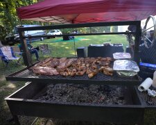 Nachbargrillen wird zur Krise. Quelle: Youtube Screen