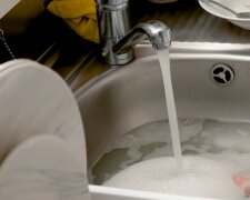 Luxus ade, Kaltwasser hallo. Quelle: Youtube Screenshot