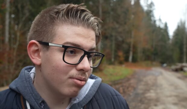 Junge Stimme, großes Ziel. Quelle: Youtube Screenshot