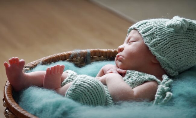 Neugeborener.  Quelle: Screenshot YouTube