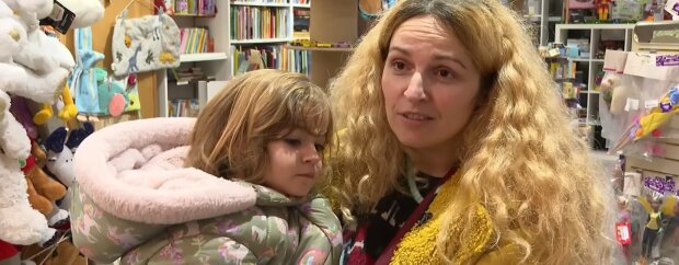 Keine teuren Puppen, kein teurer Schnickschnack. Quelle: Youtube Screenshot