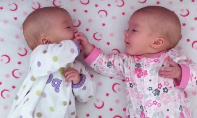 Zwillinge. Quelle: Youtube Screenshot