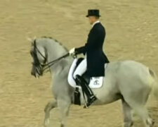Andreas Helgstrand und sein Pferd. Quelle: Screenshot Youtube