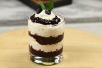 Erfrischendes Heidelbeer-Dessert. Quelle: Youtube Screenshot