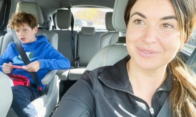 Jede Mutter ist stolz auf ihr Kind. Quelle: Screenshot YouTube