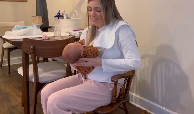 "Er kann schon sprechen": Mutter eines 2 Monate alten Babys behauptet, er habe Superkräfte