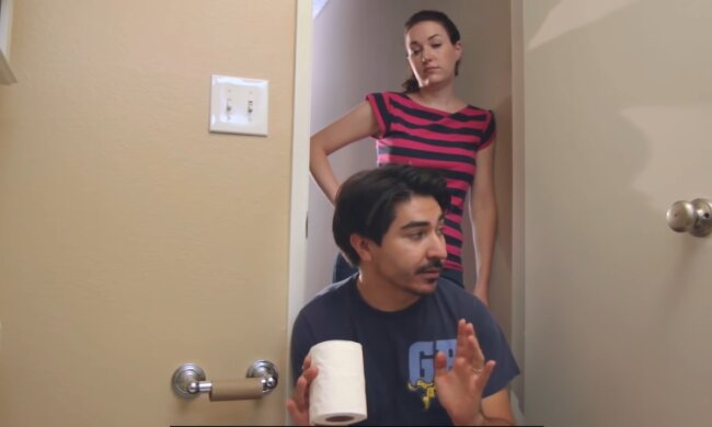 Die Toilettenschlacht. Quelle: Youtube Screenshot