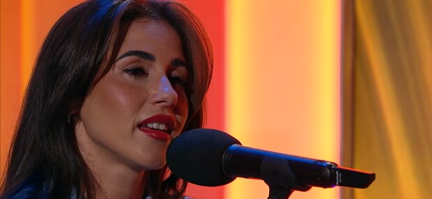 Chart-Rückschlag für Sarah Engels. Quelle: Youtube Screenshot