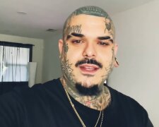 Ein Mann mit vielen Tattoos. Quelle: Youtube Screenshot