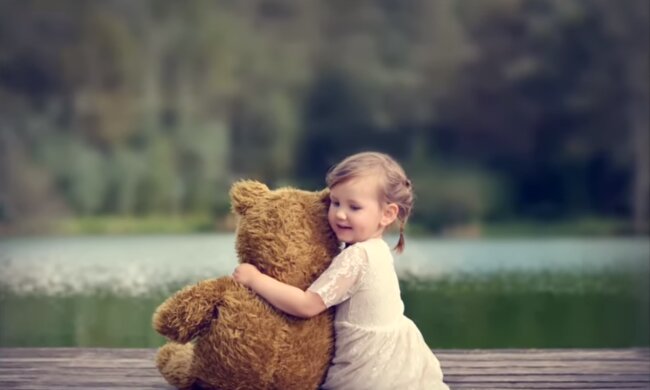 Das Mädchen. Quelle: Screenshot YouTube