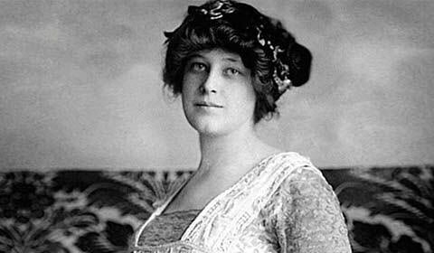 Unsinkable Violet Jessop: Die Frau, die drei Schiffswracks überlebt hat, darunter die Titanic