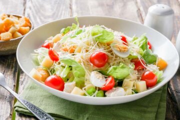 Schnell und lecker: ein traditionelles Rezept für Caesar-Salat