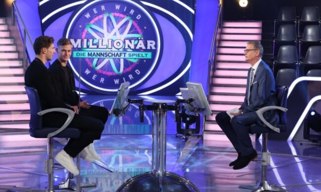 DFB-Stars bei der Sendung "Wer ist der Millionär": Witze und Wettbewerb um den Geldpreis