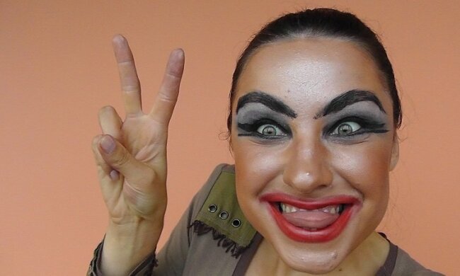 Die Mädchen vertrauten vergebens ihrem Stylisten, und jetzt bereuen sie es sehr