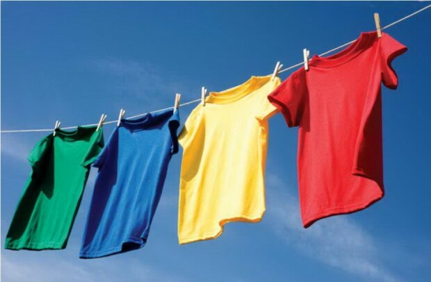 Geheimnisse von Trocknen der Wäsche, die das Aussehen verbessern und die Dinge länger halten