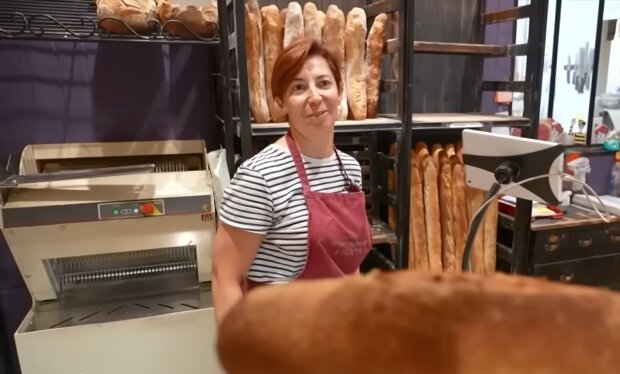 42 Jahre, Vollzeitjob. Quelle: Youtube Screenshot