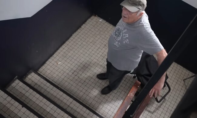 Treppen statt Würde. Quelle: Youtube Screenshot