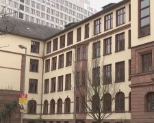 Bürokratie oder Notwendigkeit? Quelle: Youtube Screenshot
