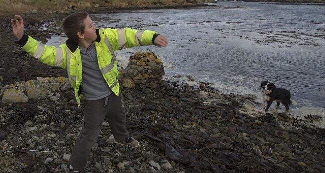 Wie der einsamste britische Schüler Aaron Anderson lebt