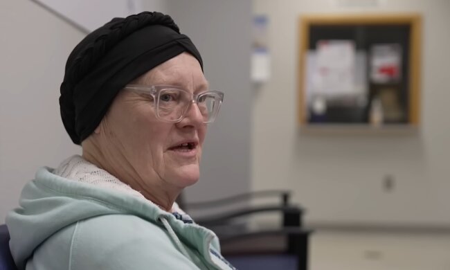 Gertrude verliert ihr Haus. Quelle: Youtube Screenshot