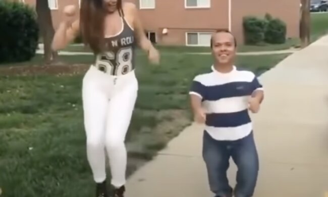 Ungewöhnliches Ehepaar. Quelle: Screenshot YouTube