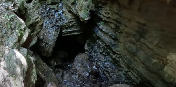 Die Höhle. Quelle: Screenshot YouTube