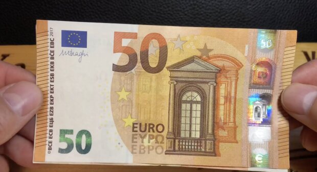 50 Euro.Quelle: Screenshot YouTube