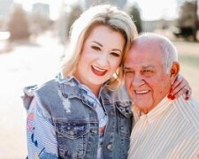 0_pay-55-year-age-gap-couple