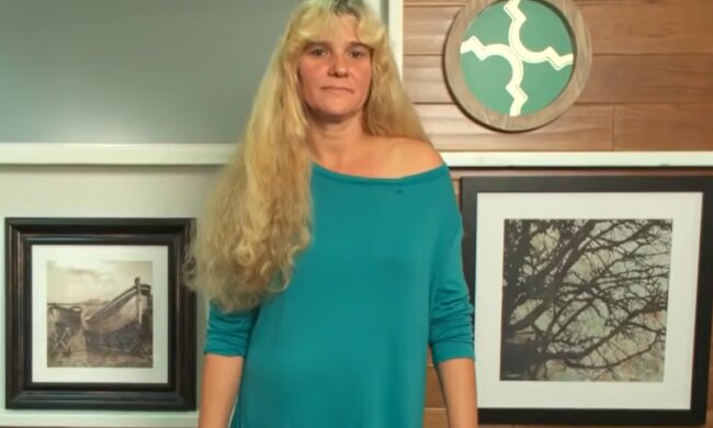 Eine gute Gelegenheit für Schönheitsexperimente. Quelle: Screenshot YouTube