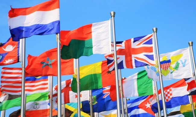 Es gibt keine solche Farbe auf fast allen Staatsflaggen, es wurde bekannt warum