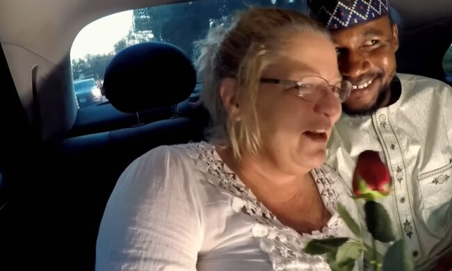 Sabine und Amani. Quelle: Youtube Screenshot