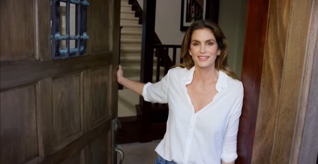 Cindy Crawford. Quelle: Youtube Screenshot