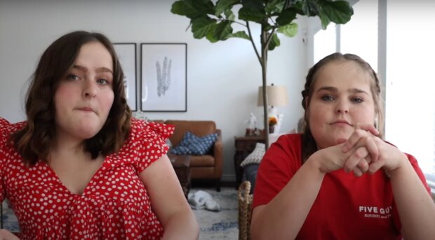 Siamesische Zwillinge Kendra und Malia Herrin wurden im Alter von 4 Jahren getrennt: Wie es den Mädchen nach 13 Jahren geht