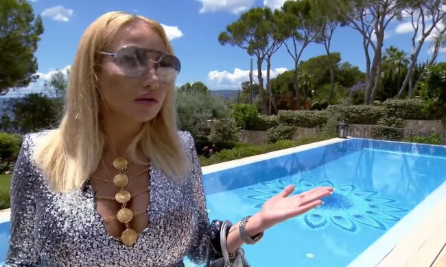 Das Leben in Saus und Braus. Quelle: Youtube Screenshot